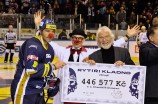 2. Jaromir Jagr & Kladno Knights Going all out for Dr. Clown