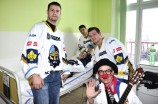 2. Jaromir Jagr & Kladno Knights Going all out for Dr. Clown