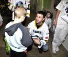 2. Jaromir Jagr & Kladno Knights Going all out for Dr. Clown