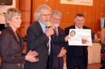 Manfred Franke receives cheque over 600.000 CZK for C4C
